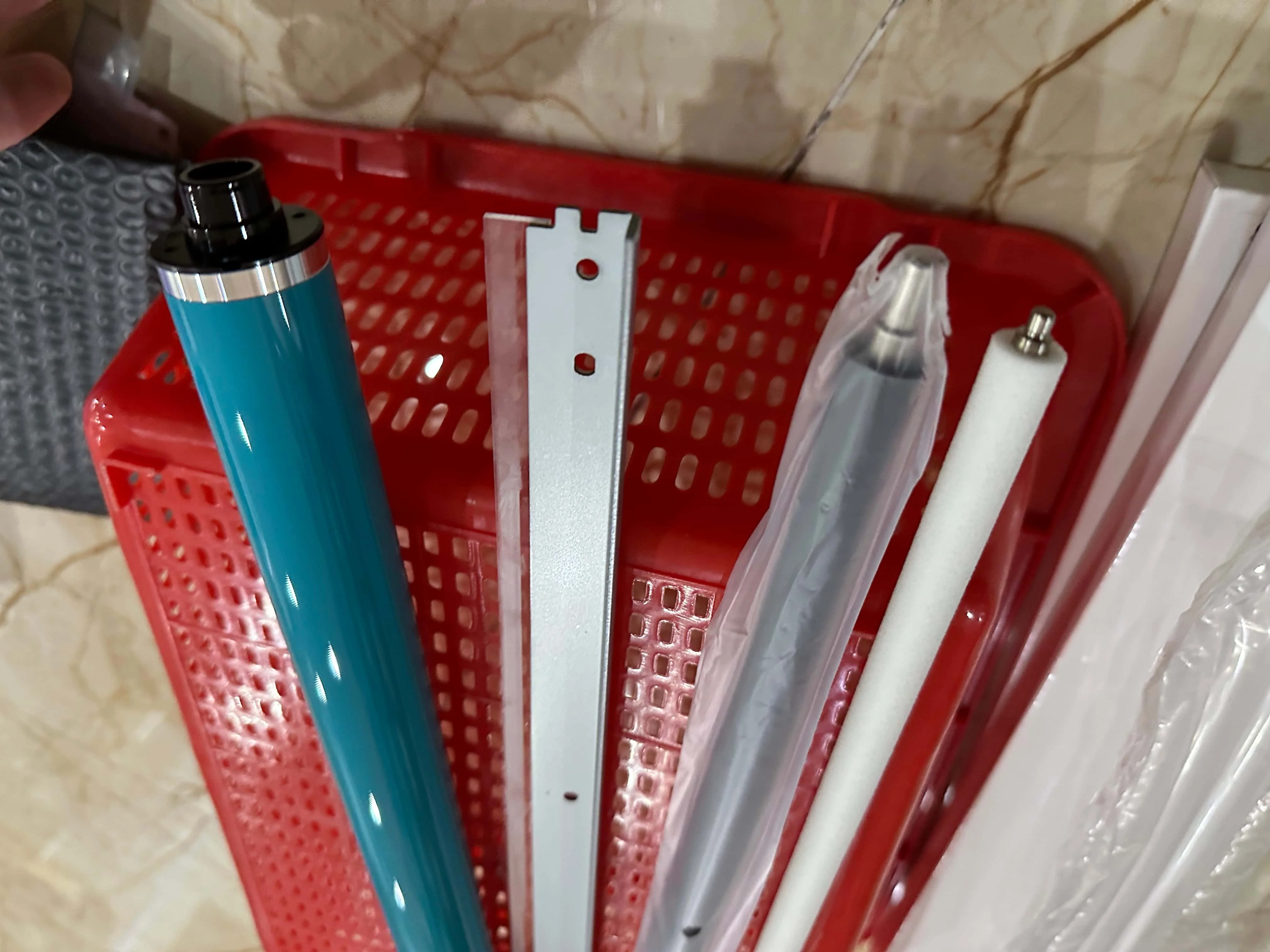 

1X IRC7055 OPC Drum Blade PCR Губчатый ролик для Canon imagePRESS c60 c600 c700 c800 c650 c750 c850 c660 c710 8065B001AA/D01 Барабан