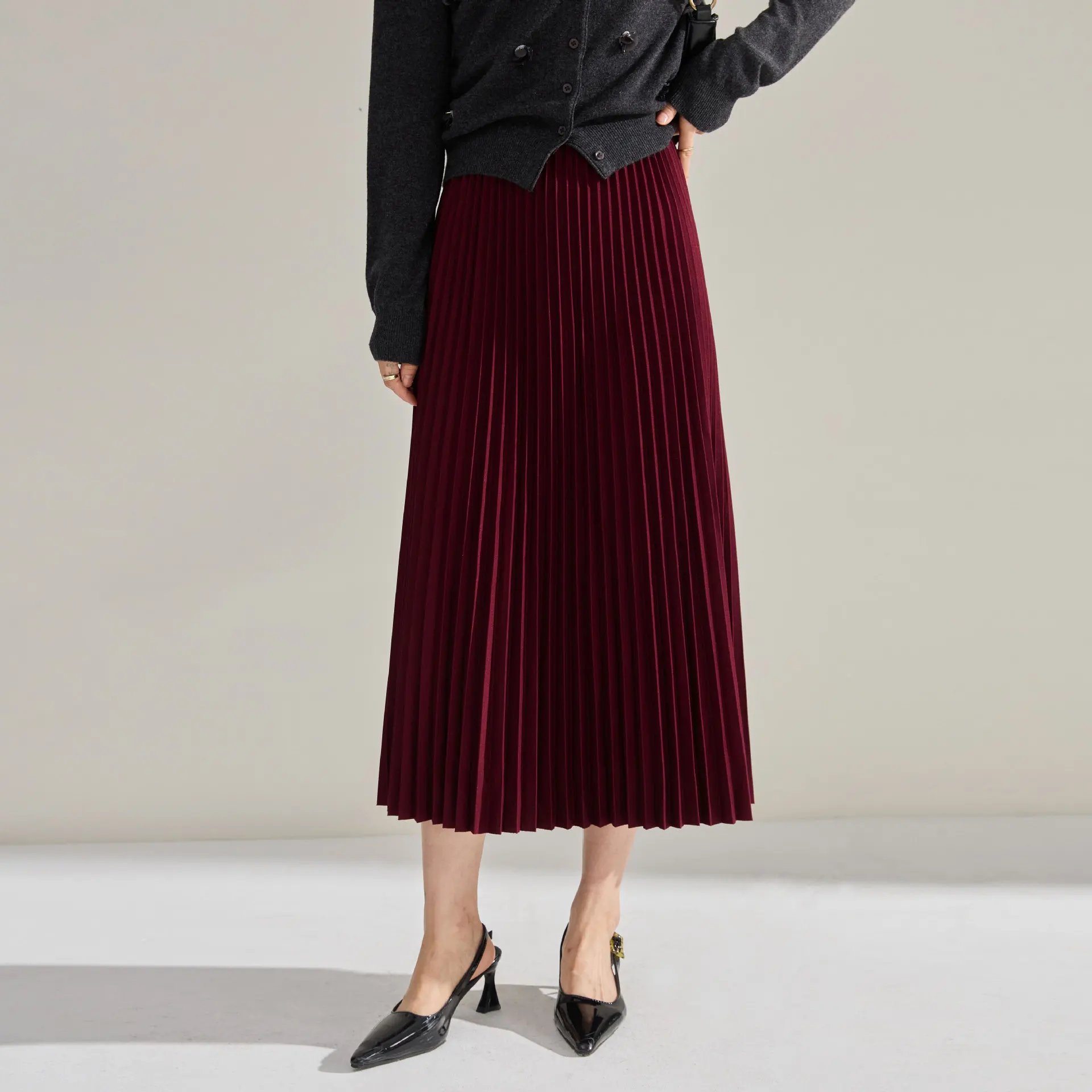 

2026 Spring Outfit Pleated Midi Skirt, Versatile for Commuters High-Waisted Slimming Pleated Skirt