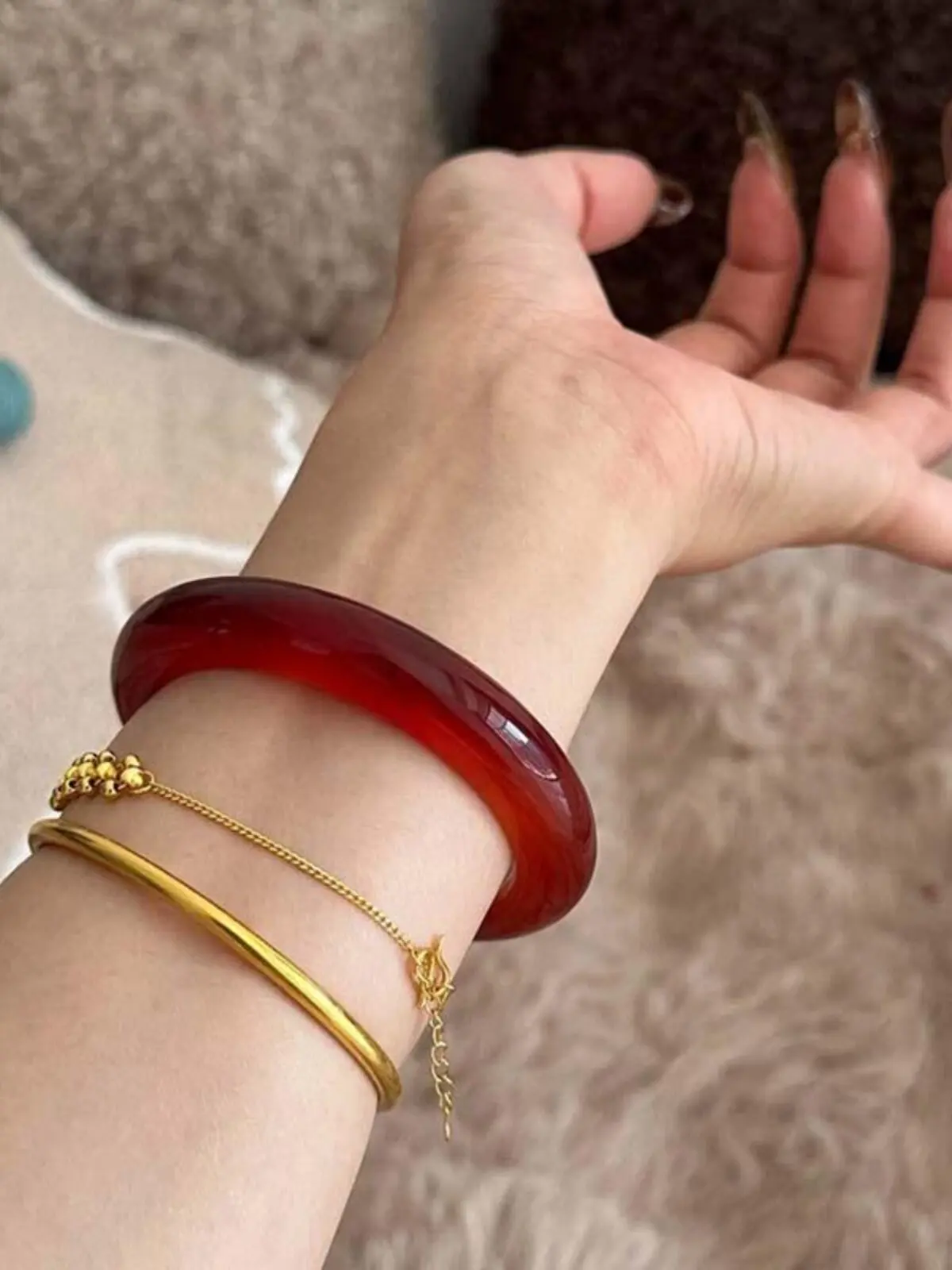 

Натуральный браслет из красного кристалла для женщин, высококачественный браслет из белого лунного халцедона, браслет из нефрита.