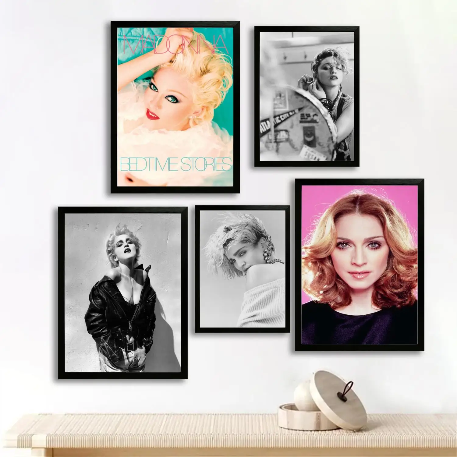 

Madonna Bad Girl Canvas Art Poster and Wall Art Picture Print, Modern Family Bedroom Decor Posters,Decorative painting