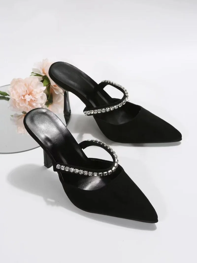 Zapatos de tacón alto para mujer, calzado de tacón de aguja, puntiagudos, satinado, diamantes de imitación, purpurina, color negro, novedad de