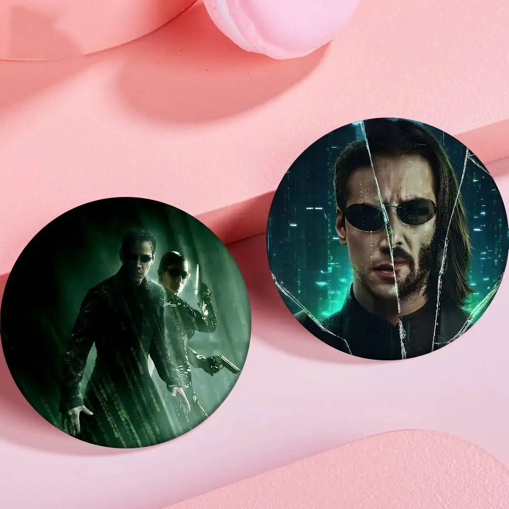 فيلم T-المعفوفة شارات 32/44/58 مللي متر دبابيس الكرتون المستديرة دبابيس اليدوية لحقيبة الظهر مجوهرات اكسسوارات الهدايا شارة الإبداعية