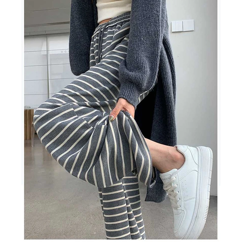 Spring and Autumn Thick Corduroy Casual Pants for Women, Loose and Versatile, Grey Casual Pants, Ins Floor Pants