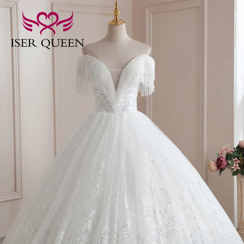 ที่กําหนดเองสีงาช้างเลื่อมประดับด้วยลูกปัดชุดบอลชุดแต่งงานเซ็กซี่ลึก V คอยุโรปแฟชั่นชุดเจ้าสาวสําหรับผู้หญิง WX0214