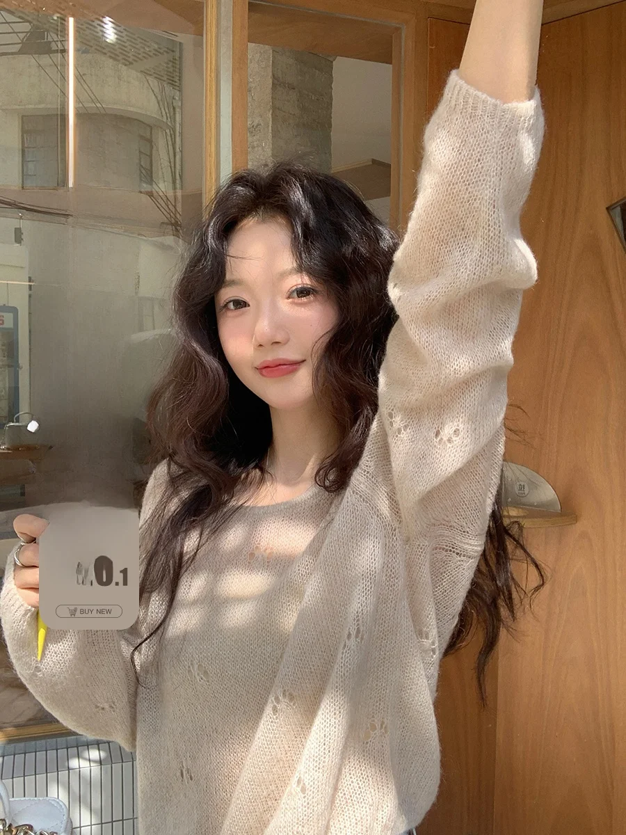 

Ibell Zhang Beibei Knitted Sweater Large round Ne Embroidered Hollow out Girl Feeling Loose Fit Spring Faion Ladies Camere