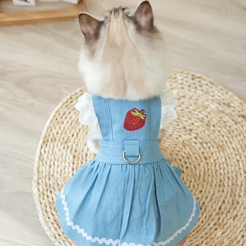 Cat Clothes Cute In Strawberries Tow Rope Two Feet Denim Skirt Puppet Blue Cat Hair Proof Pet Clothes Princess Summer Dress