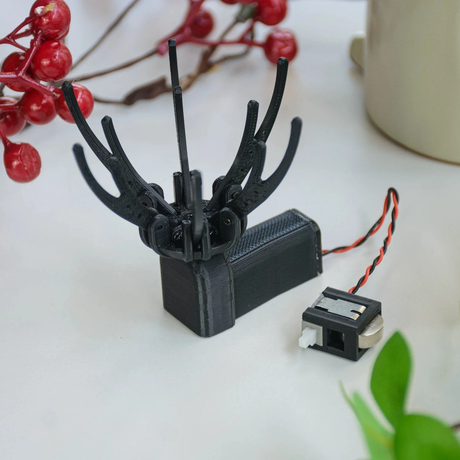 DIY Automatic Flower-Opening Mechanical Device, Moving Flower Petals, Handmade Hairpin Accessory