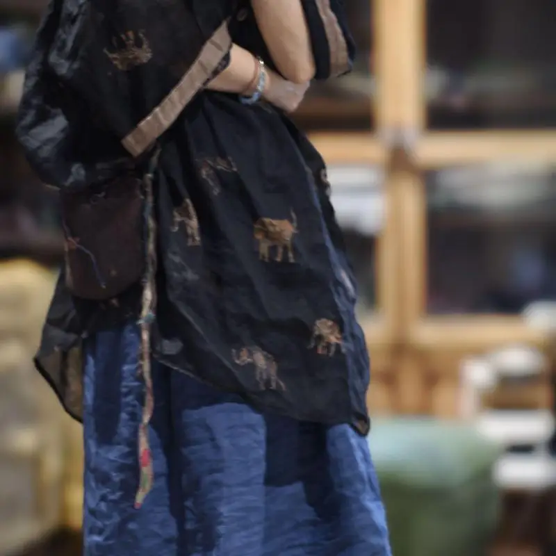 Kemeja Kasual Longgar Kancing Sebaris Antik Wanita Gaya Seni Musim Semi Musim Panas Baru Atasan Blus Rami Panjang Sedang Leher-v Cetak Antik