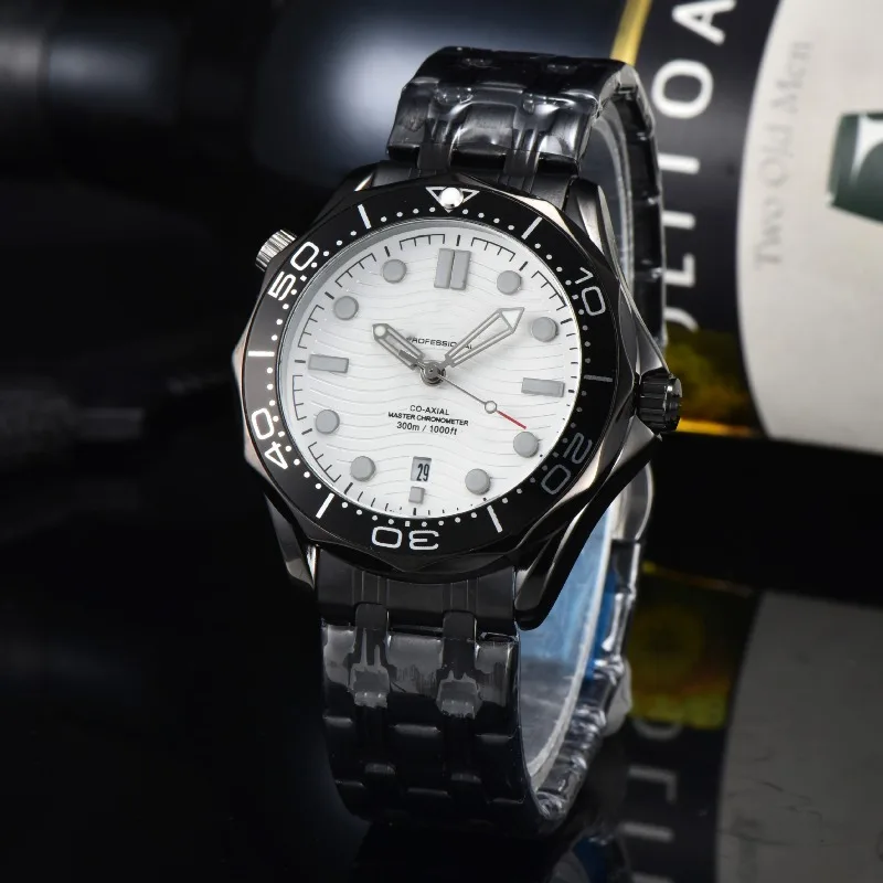 ​ 2025 ساعة كوارتز بسيطة للرجال سوار فولاذي غير قابل للصدأ مؤشر خرز مغناطيسي كاجوال مقاوم للماء أسود فضي مجاني