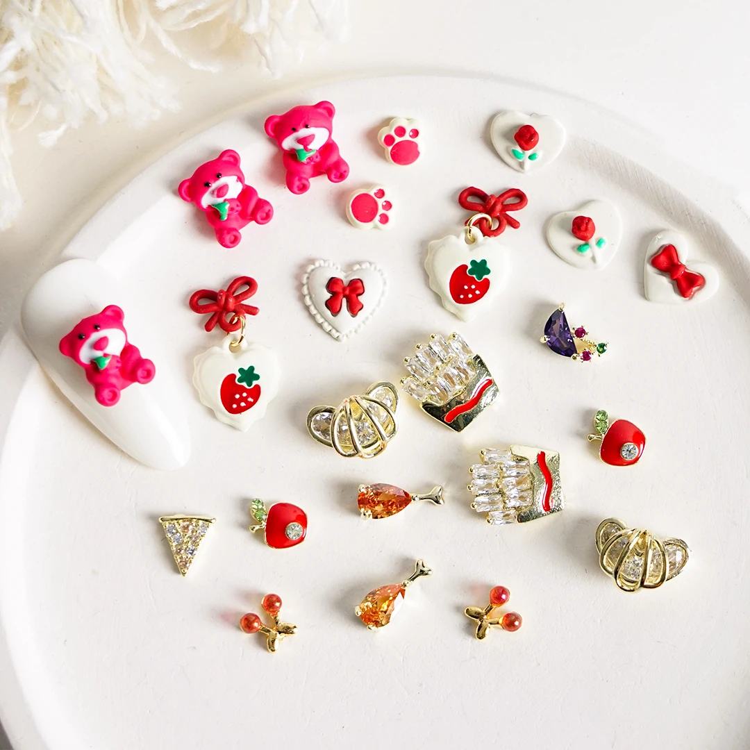 

Cherry Heart Strawberry Charms Art Decoration Metal Gold Diamond Gems Art Zircon Nail Parts Crystal Accessories Design Manicure