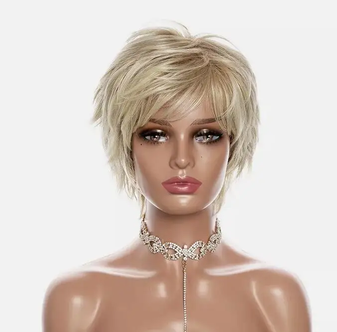 Short Blonde  Daily Wig Layered Synthetic Bangs Hair Wigs for Women