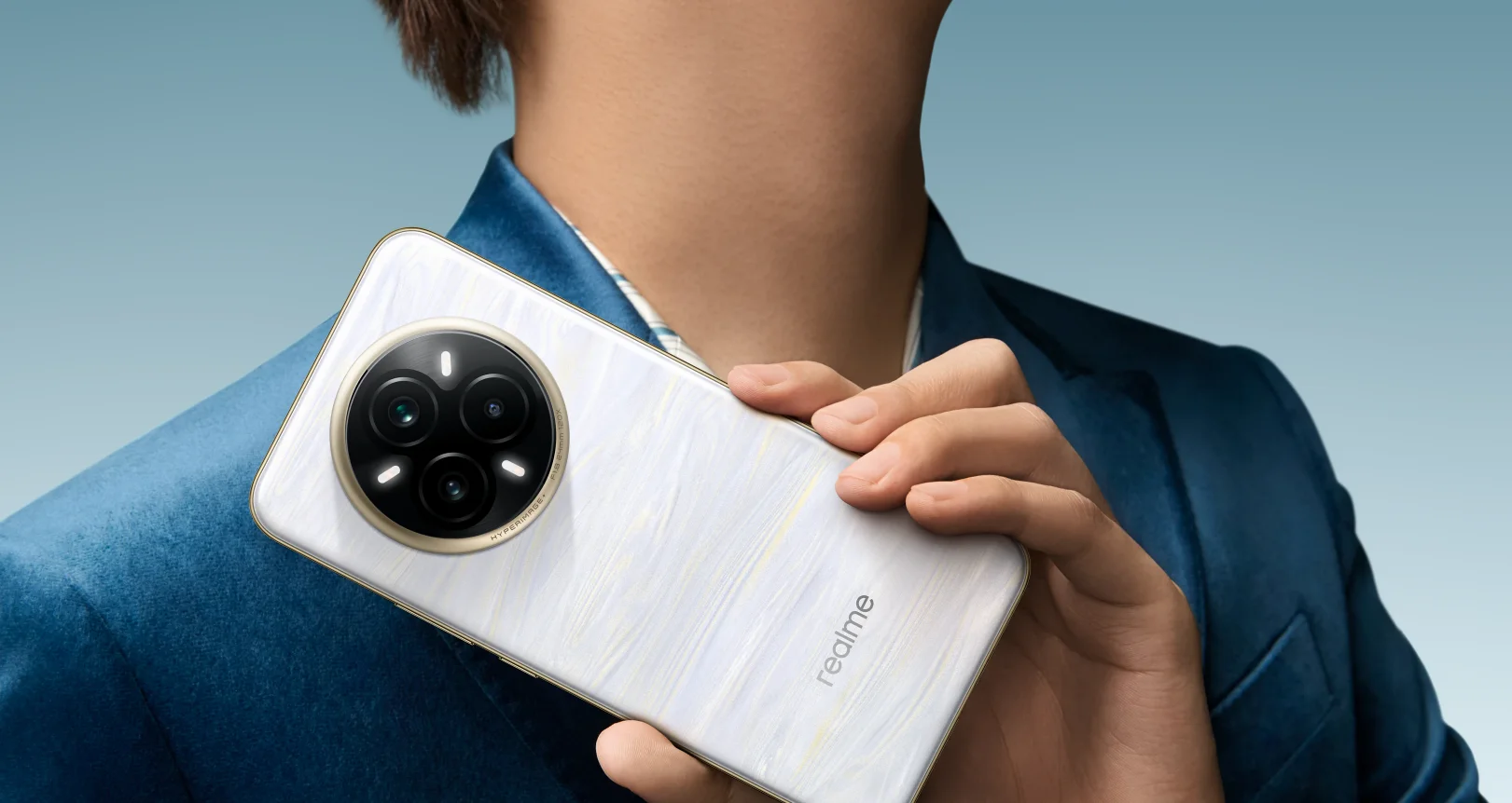 Global Version realme 14 Pro Plus 5G Smartphone Sony 3X Periscope OIS Camera Snapdragon7s Gen 3 80W SUPERVOOC Charge IP69