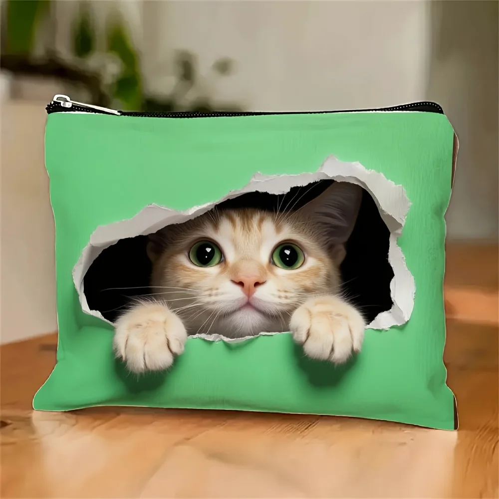 ลูกแมวน้อยน่ารักแอบมองกระเป๋าแต่งหน้าดีไซน์เก๋ - กระเป๋าซิปอเนกประสงค์น่ารัก กระเป๋าเก็บเครื่องประดับ