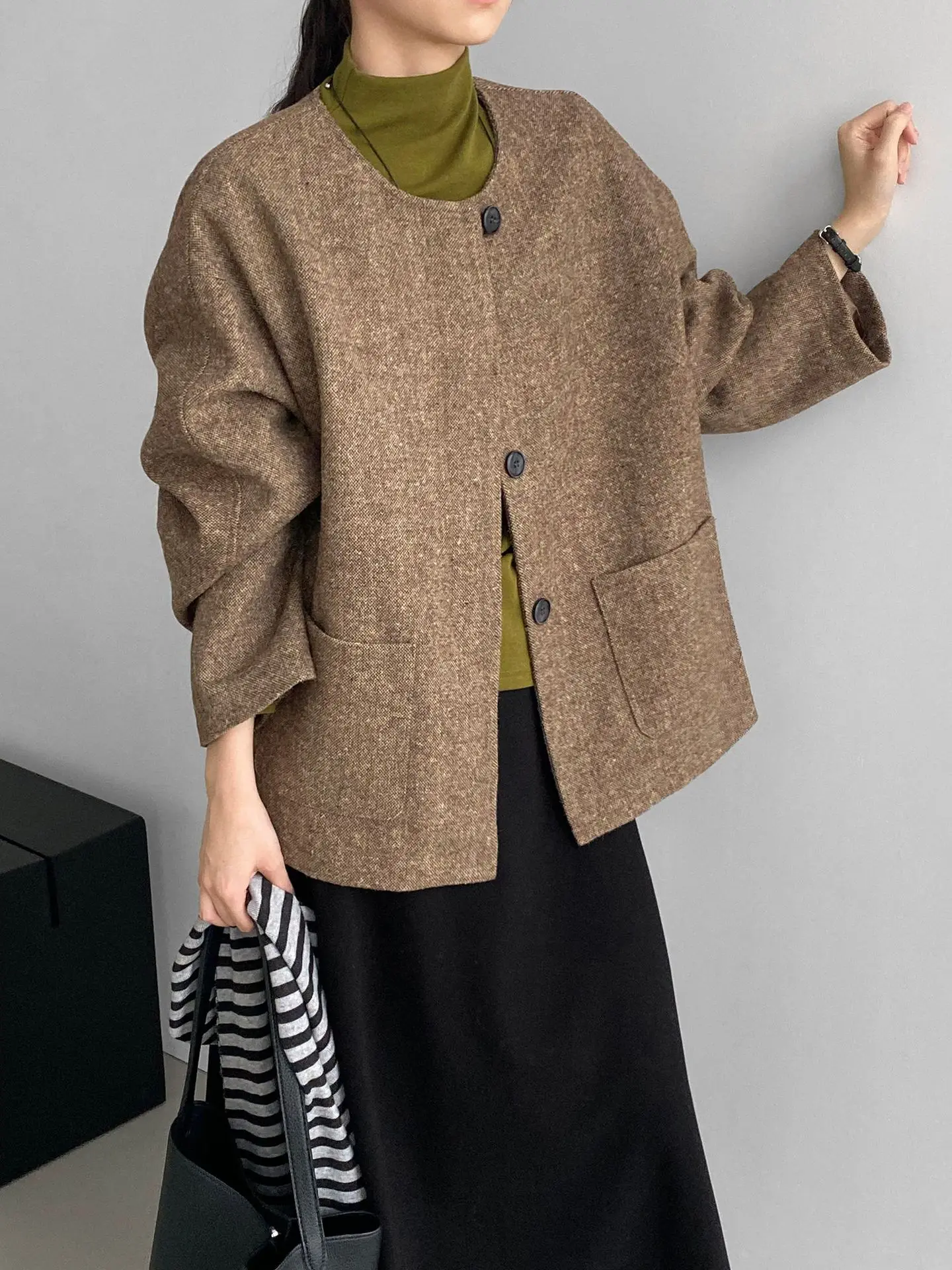 

Шерстяное пальто с воротником-стойкой, женская куртка с рукавами «Старые деньги», женская куртка с длинным рукавом и круглым вырезом, чистый цвет