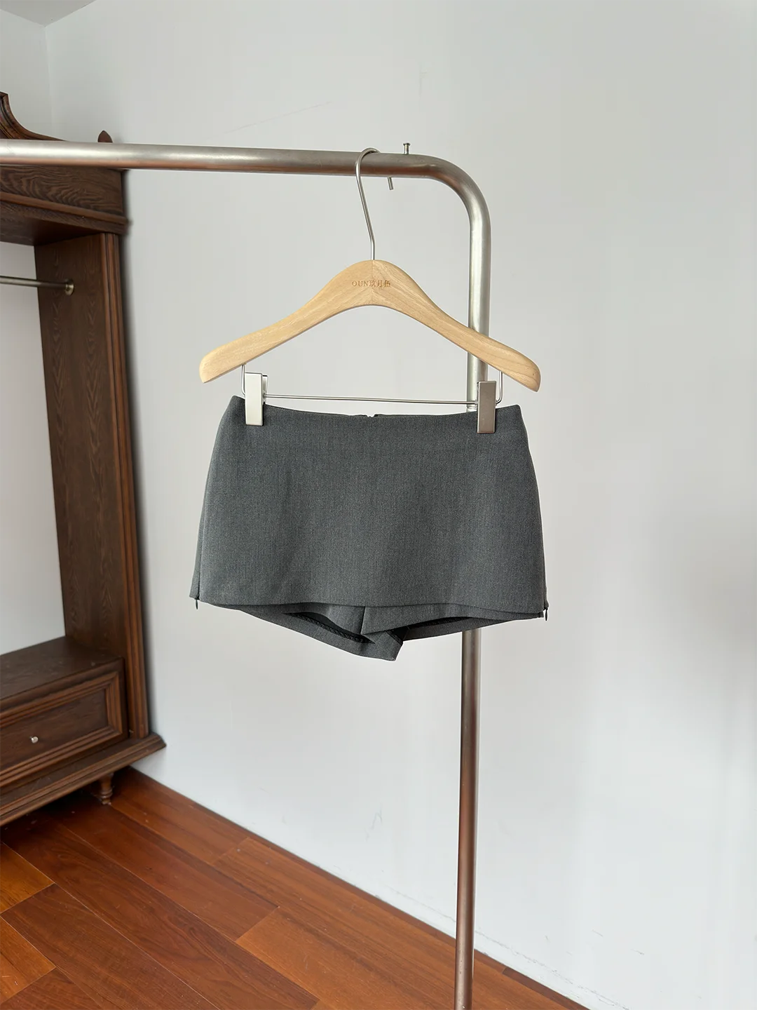 

Temperament Suit Skirt for Women Autumn Design Temperament Retro A-line Versatile Pants Skirt