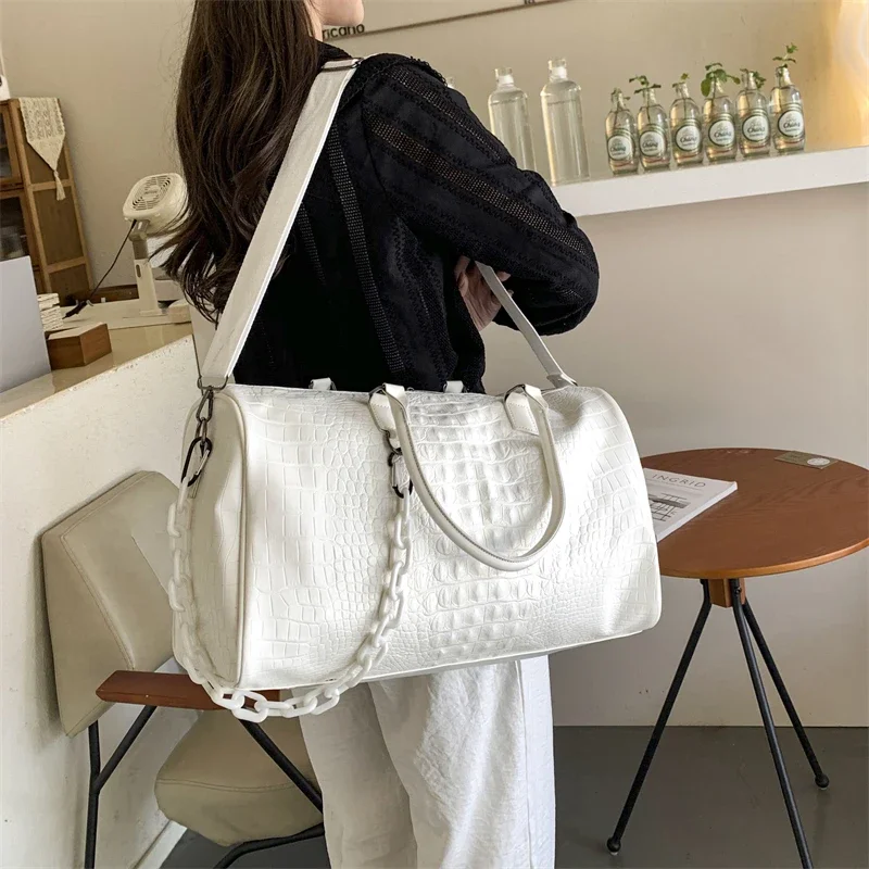 Solid Color Crocodile Textured Fashion PU Travel Bag Large Capacity Zipper Handbag 2024 Hot Sale Bags for Women Bolsa De Viagem