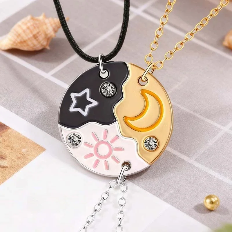 

Sun Moon Stars Best Friend Keychain Set 3 Pieces – Matching Friendship Keychain Puzzle Pendant Gift for Good Friends and Family