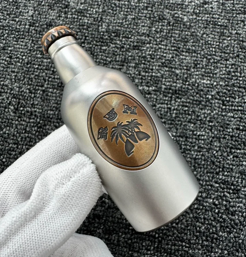 Used EDC SEKI&Rogue Wine EDC Steel Copper Material fidget decompression toy