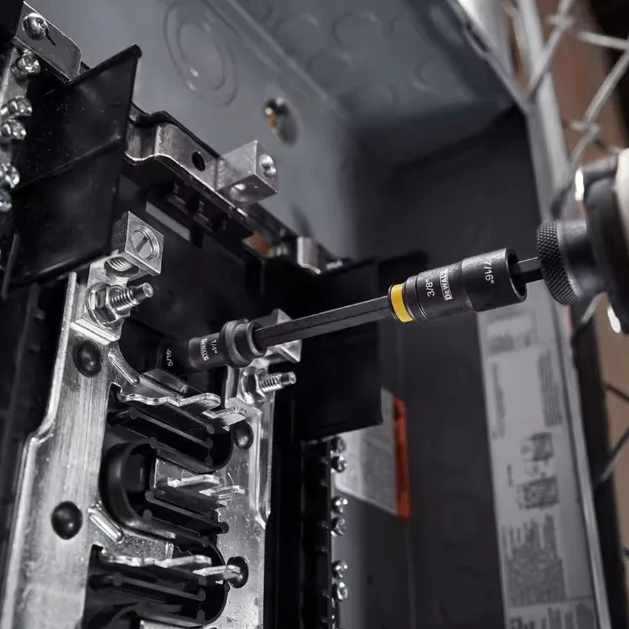 DEWALT 4-in-1 المقبس وتمديد المقبس كم مغناطيسي مزدوج الأطراف مع محركات صامولة قضيب تمديد 152 مم رقم DWADENDEXT-2