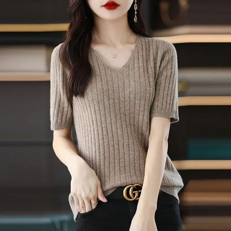 Off-season Short-sleeved Knitted Base Shirt Women V-neck Pullover Clothes Simple Versatile Sweater Mid-sleeved Top T-shirt
