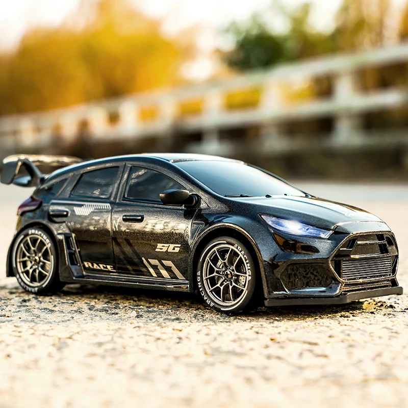 1:24 4WD High-Speed RC Drift Car  LED Lights 2.4G Remote Control  Replaceable Tires Ready to Run RC Model Car Toy Gift for Kids