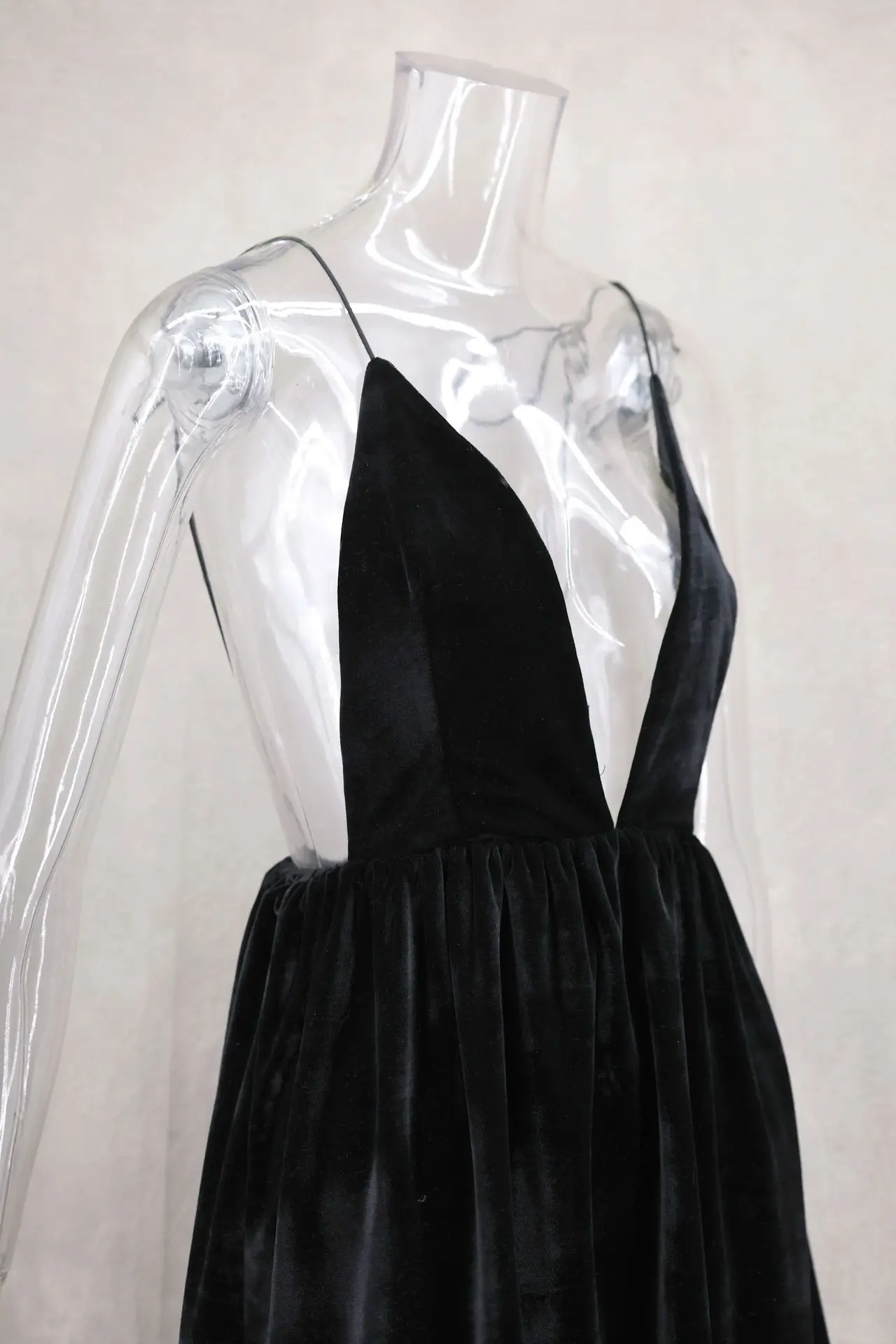 여성 섹시한 벨벳 캐미스 하이 웨이스트 a 라인 드레스 패션 v 넥 민소매 백리스 파티 드레스 레이디 페스티벌 파티 가운