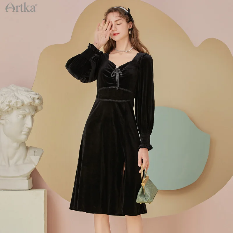 

ARTKA 2022 Spring New Women Midi Dress French Vintage Bow Square Collar Velvet Dresses Side Split Black Evening Dress LA25013D