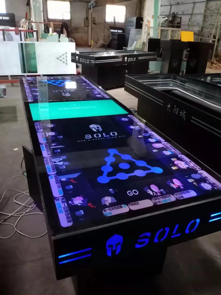 Atacado LED - Mesa de Beer Pong de bar iluminado com design de néon personalizável para eventos de jogos em boate e uso em festas