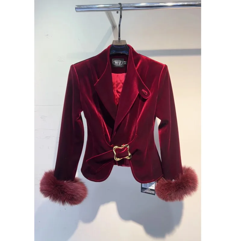 [oein] Thirteen Rows 2024 Autumn/Winter New Collection, Niche Design, Velvet Sleeves, Plush Velvet, Gold Buckle Suit Jacket For