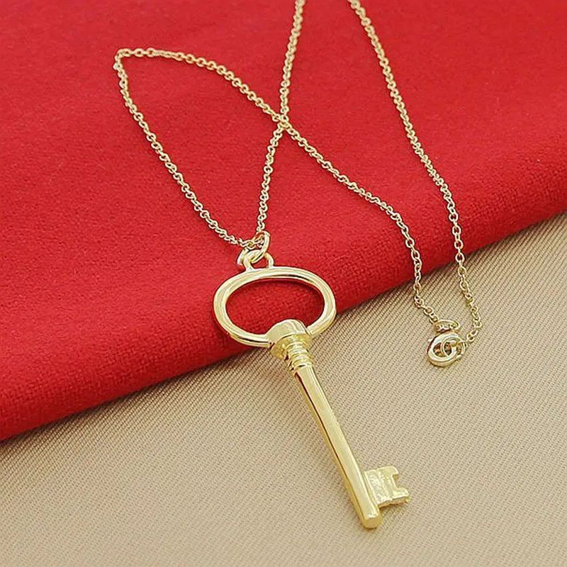 

925 Sterling Silver 24k Gold Plated Necklace Oval Ring Key Pendant, Suitable For Men And Women Daily Wear