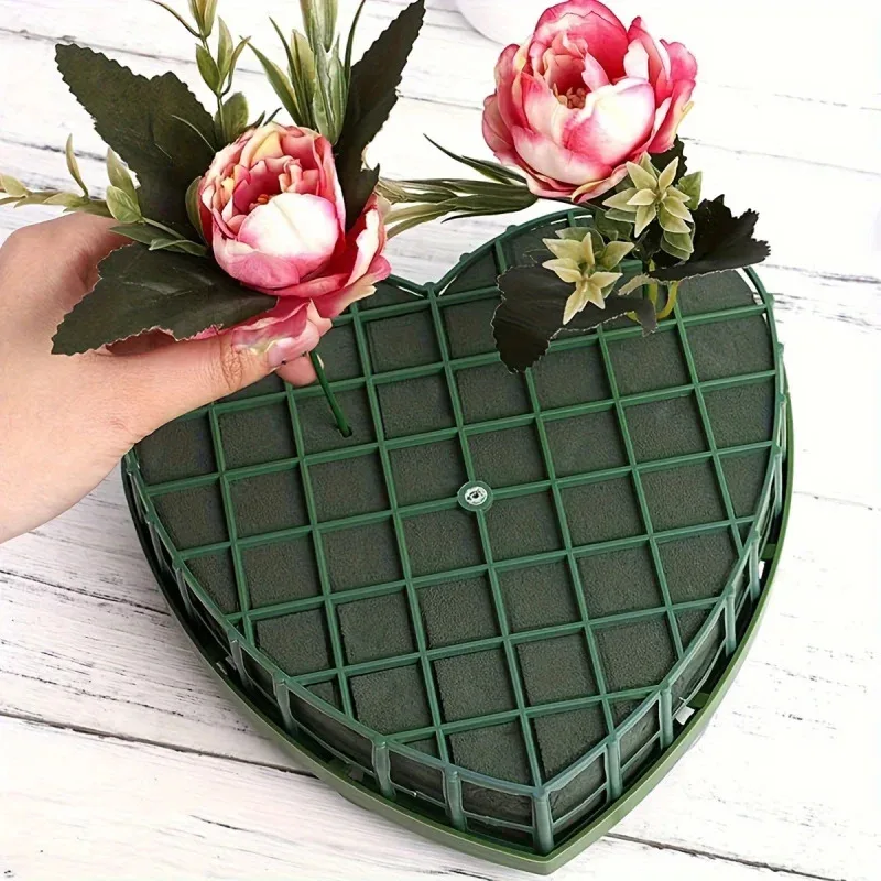 

Suction Cup Floral Foam Tray - Green & White Checkered Heart-Shaped for Stable DIY Flower Arrangement