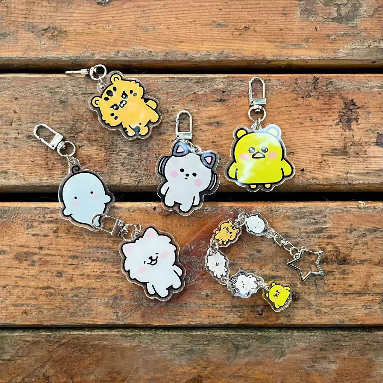 Kpop Cartoon Cute Keychain 5CM Acrylic Printing HD Pendant Backpack Accessories Keyring KAZUHA CHAEWON Fans Collection Gift