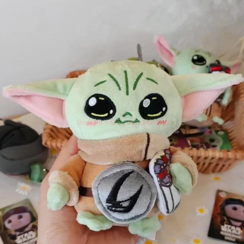 ホットトイズ在庫あり-スターウォーズ-マンダロリアンとグローグ-コスビーぬいぐるみ-ブラインドボックス-キーホルダー-バッグペンダント-サプライズボックス-誕生日プレゼント