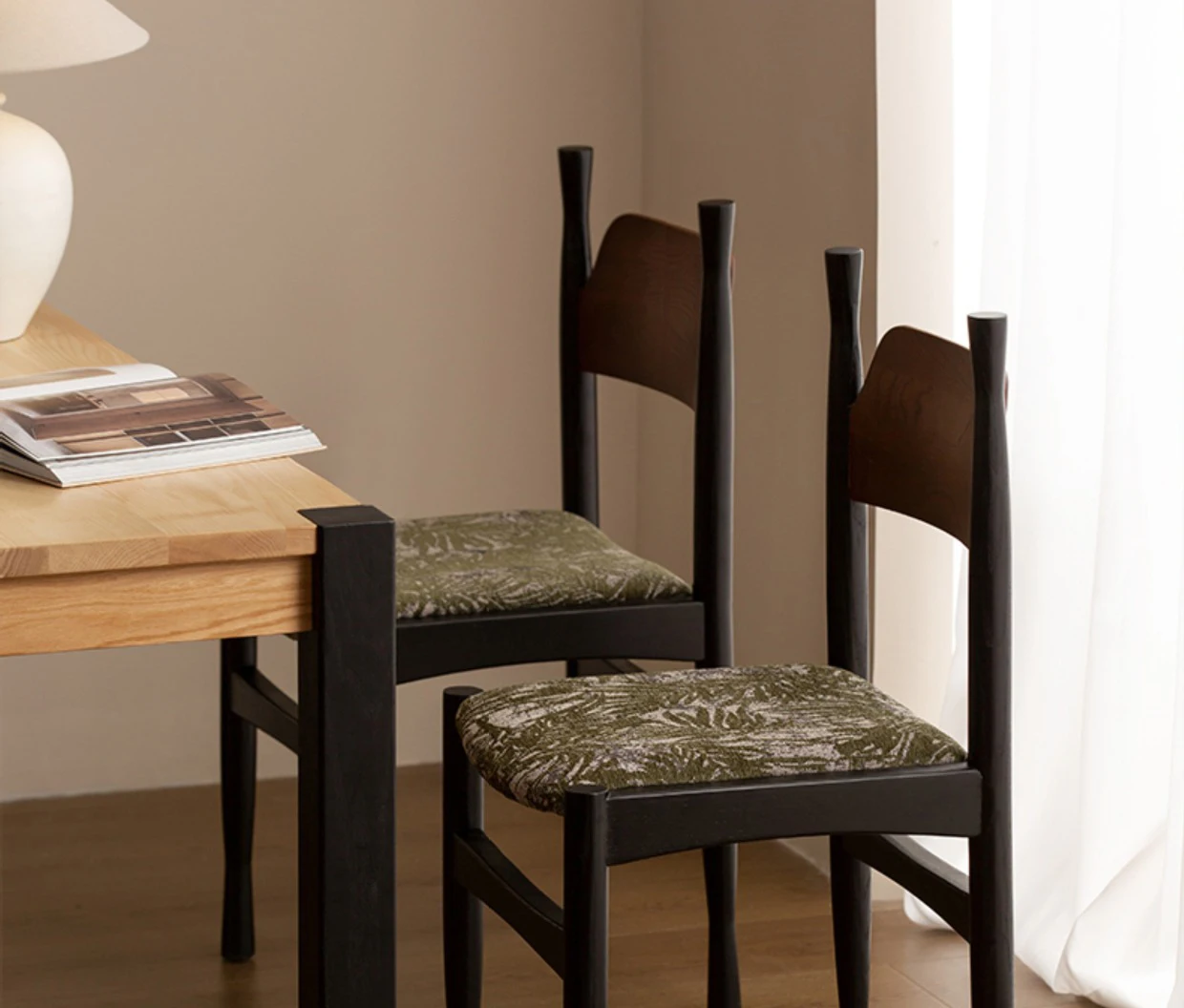 # Moderner Nordischer Stil Massivholz Esszimmerstuhl Wohnmöbel Küche Hotel Café Coffeeshop Leder Holz