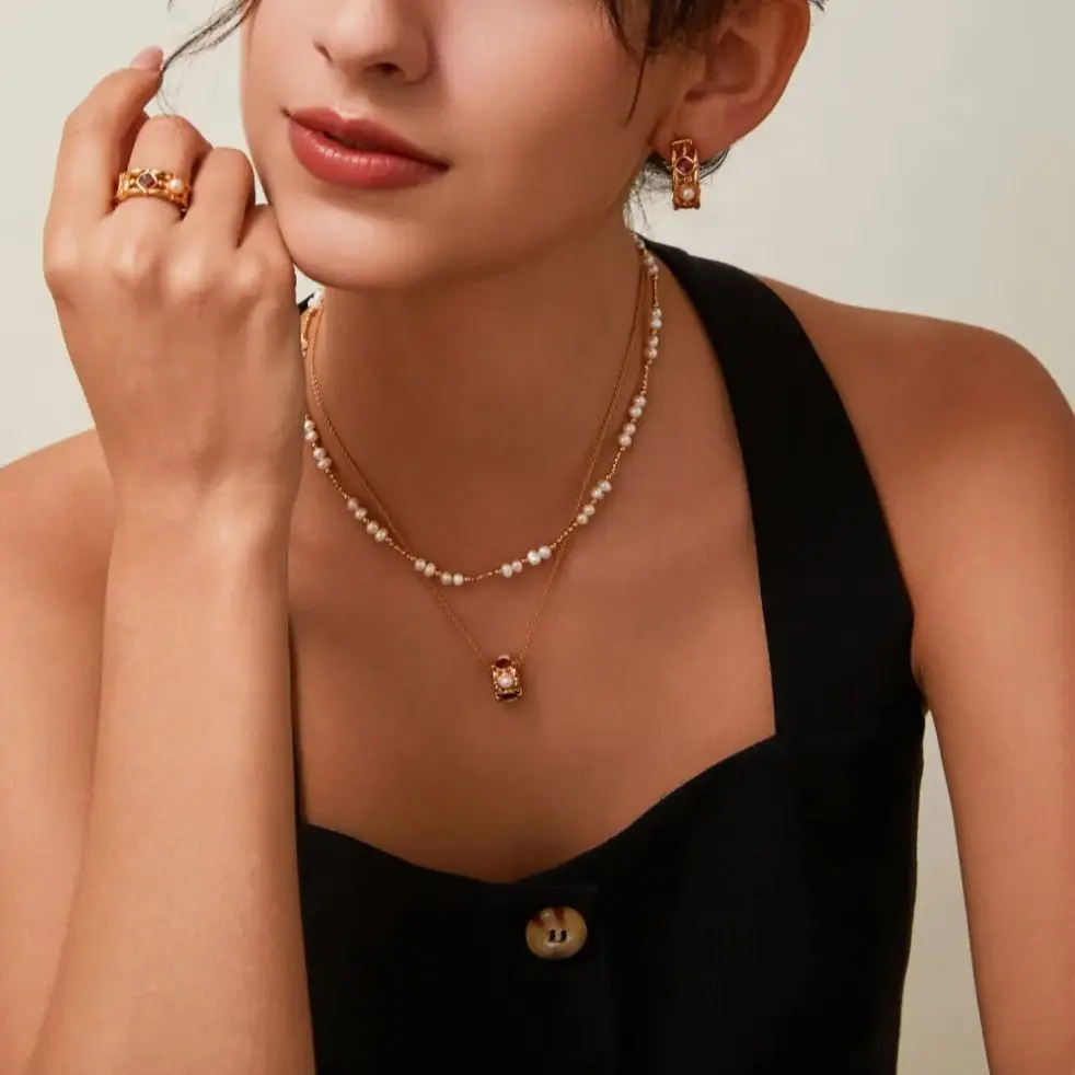 

Freshwater Pearl Necklace Natural Pearl Choker With 18K Gold Plated Beads Intricate Pearl Jewelry For Ladies/Girl Christmas Gift
