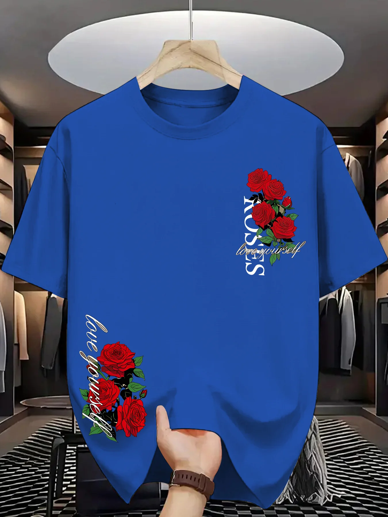 Trendy men's round neck printed T-shirt with red rose pattern, comfortable and versatile casual short sleeve.