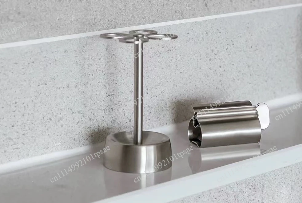 Stainless Steel Creativity Design Four leaf Clover Toothbrush Holder Household Use Bathroom Simplicity Storage Toothbrush Holder