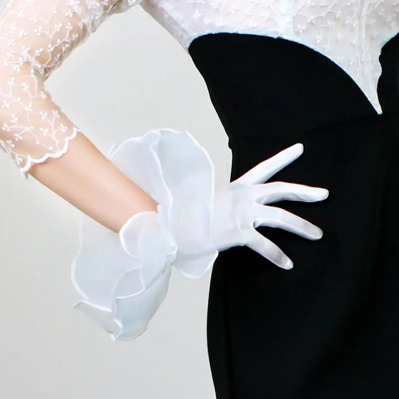 28cm SATINHANDSCHUHE Kurze Rüschen-Manschetten Sexy Wellenärmel für Damen Elegante Weiße Einfarbige Große Puffärmel Hochzeit Braut Stretch-Seide – Detail 5