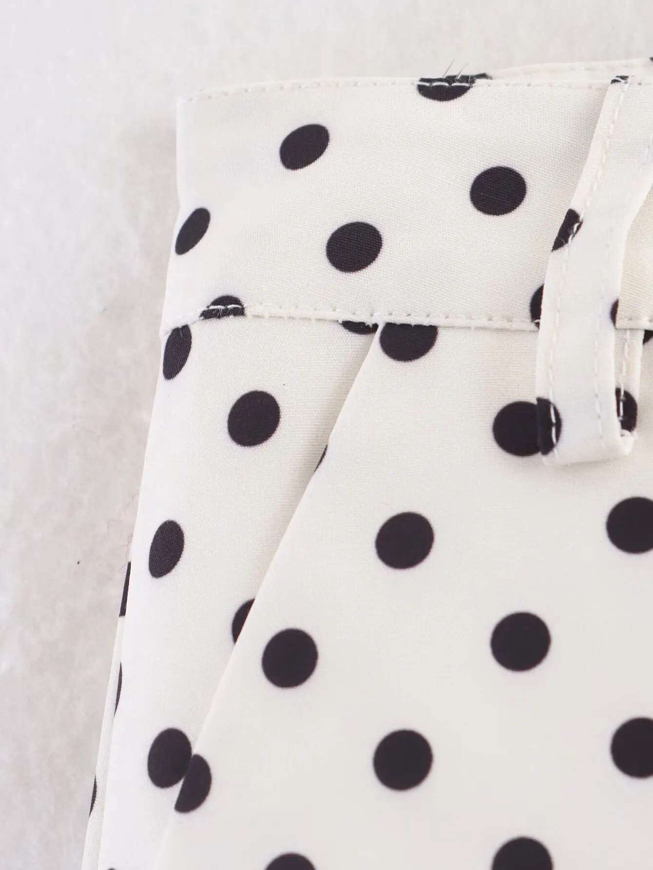 HH Weibliche Herbst Mode Polka Dot Gedruckt Set Lange Ärmel Rollkragen Kordelzug Jacke + A-line Shorts frauen Vintage Anzug – Detail 40