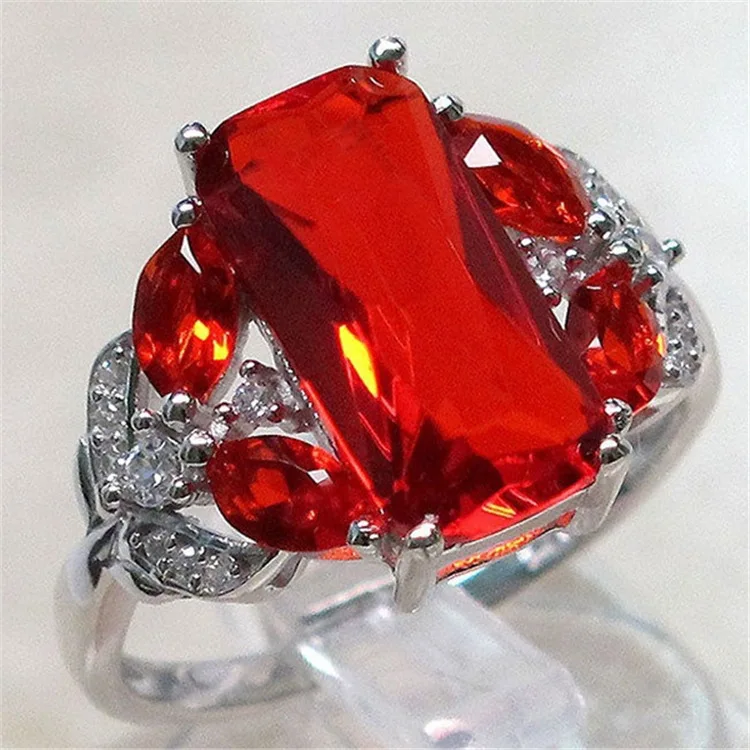 

New synthetic ruby silver ring, European and American fashion horse eye ring silver