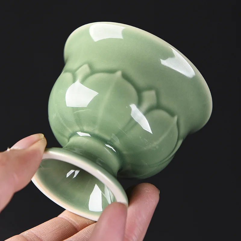 Copo de chá Celadon antigo pé alto copo chá copo cerâmico copo mestre único copo kung fu chá copo high-end agregado familiar