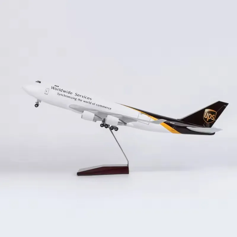 2025 New 1:157 Scale B747-400 B747 Express Cargo UPS Airlines Airplane Resin Plane Model Collection Display Toys Fans Gifts