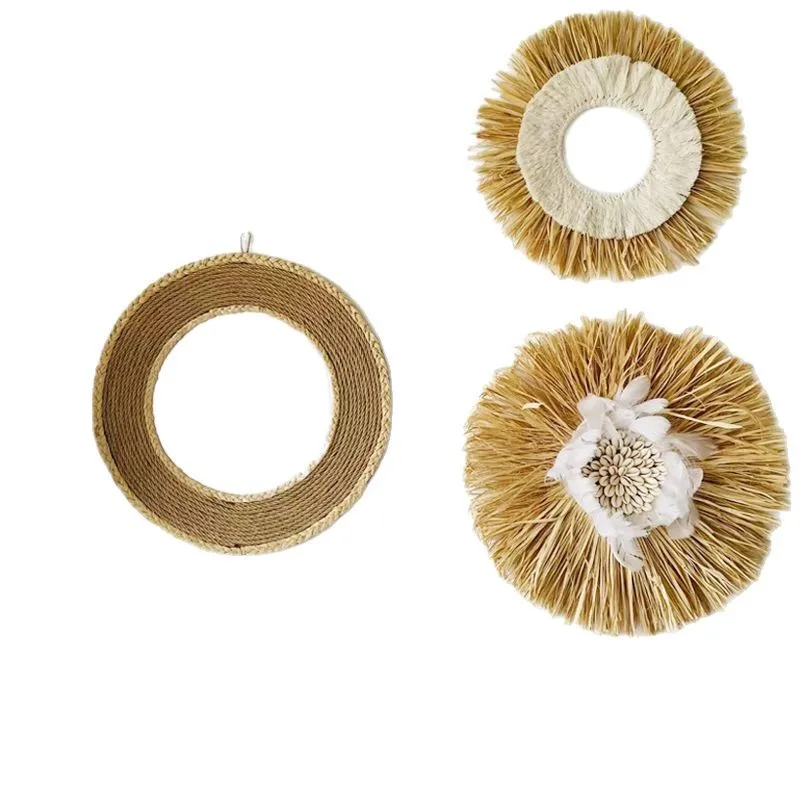 Boho Handwoven Raffia Grass Wall Ornament Circular Straw Wall Hanging Rustic Home Decor For Apartment B&B Background Wall
