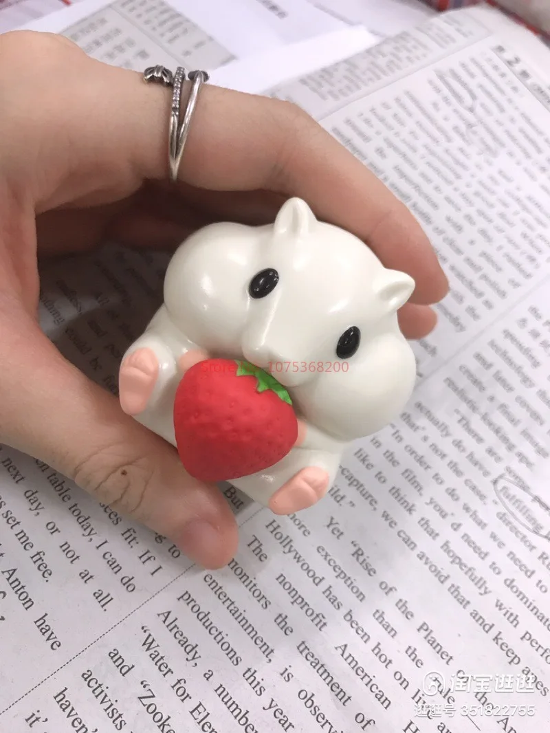 New Bandai Genuine Hamtaro Hamster Hamtaro Capchara Capsule Toys Action Figures Toys Anime Decorate Decoration Birthday Gift