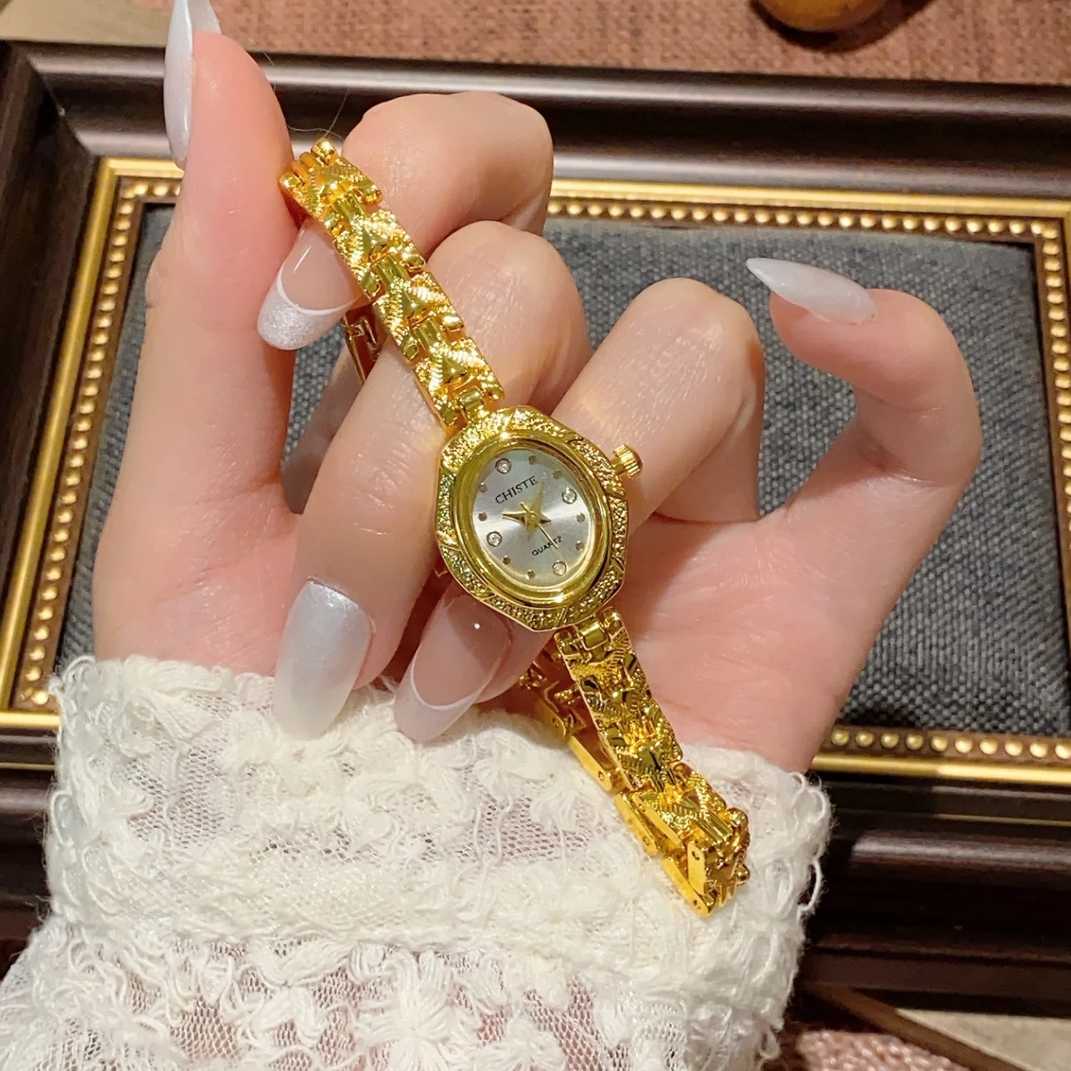 Women Watches Top Brand Luxury Wristwatches Ladies Fashion Gold  Bracelet Watch Female Elegant Clock Women montre femme