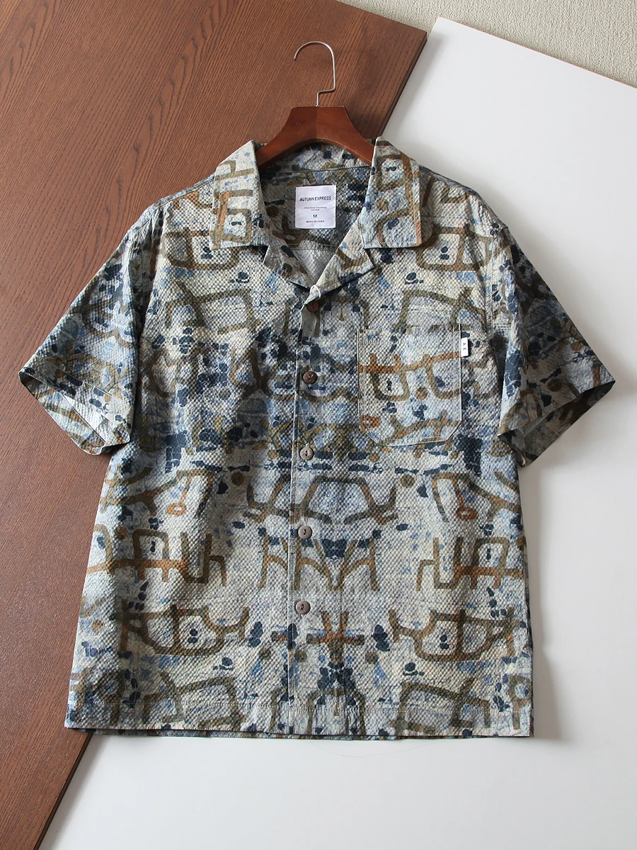 

Retro Bubble Cloth Cuban Collar Loose Casual Short Sleeve Shirt Youth Fashion Breathable Moisture Wicking Summer Menswear