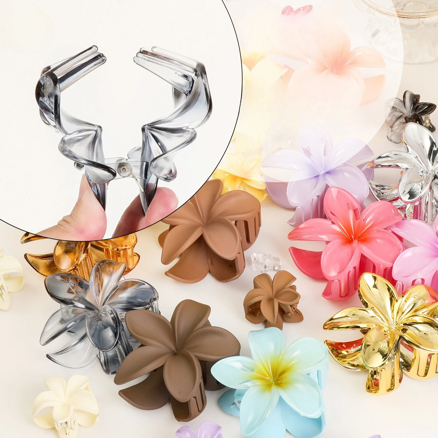 

3Pcs Gradient Color Flower Hair Claws Hawaiian Vacation Hair Grab Clips Summer Beach Egg Floral Hair Styling Accessories Gifts