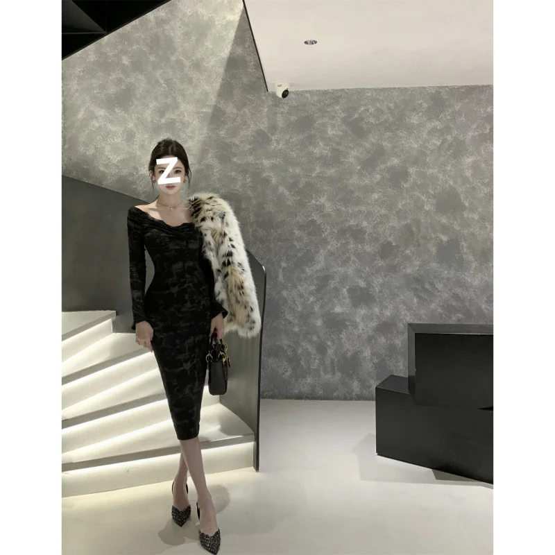 

French-Style Vintage Tie-DyeOff-Shoulder Dress With Long Sleeves, Waist-Cinching, Bodycon Midi Dress Elegant Slim-Fit Midi Dress