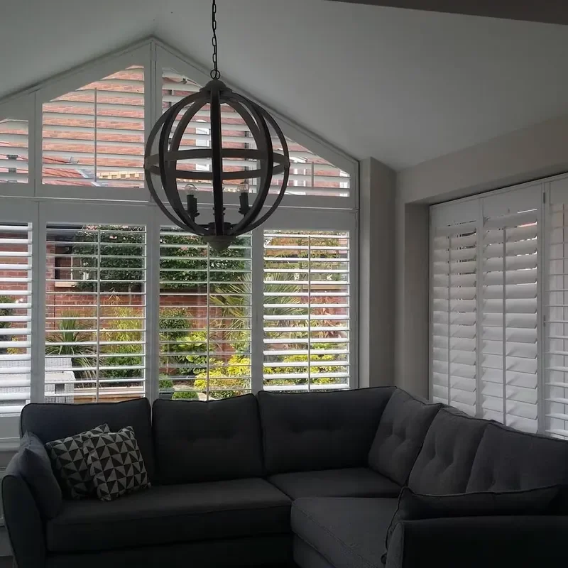 Durable Elegant Solid Wood Paulownia Poplar PVC Modern Eco-Friendly Waterproof Plantation Hinged Shutters Interior Window