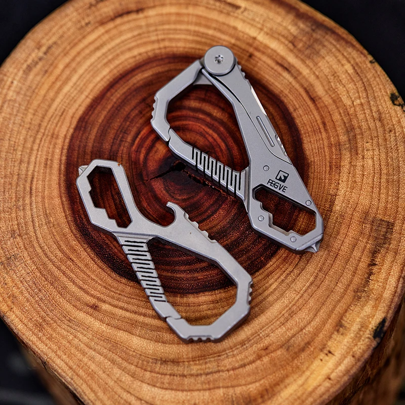 Outdoor Portable EDC Multifunctional Mini Keychain Camping Survival Car Emergency Window Breaking Cutting Tool